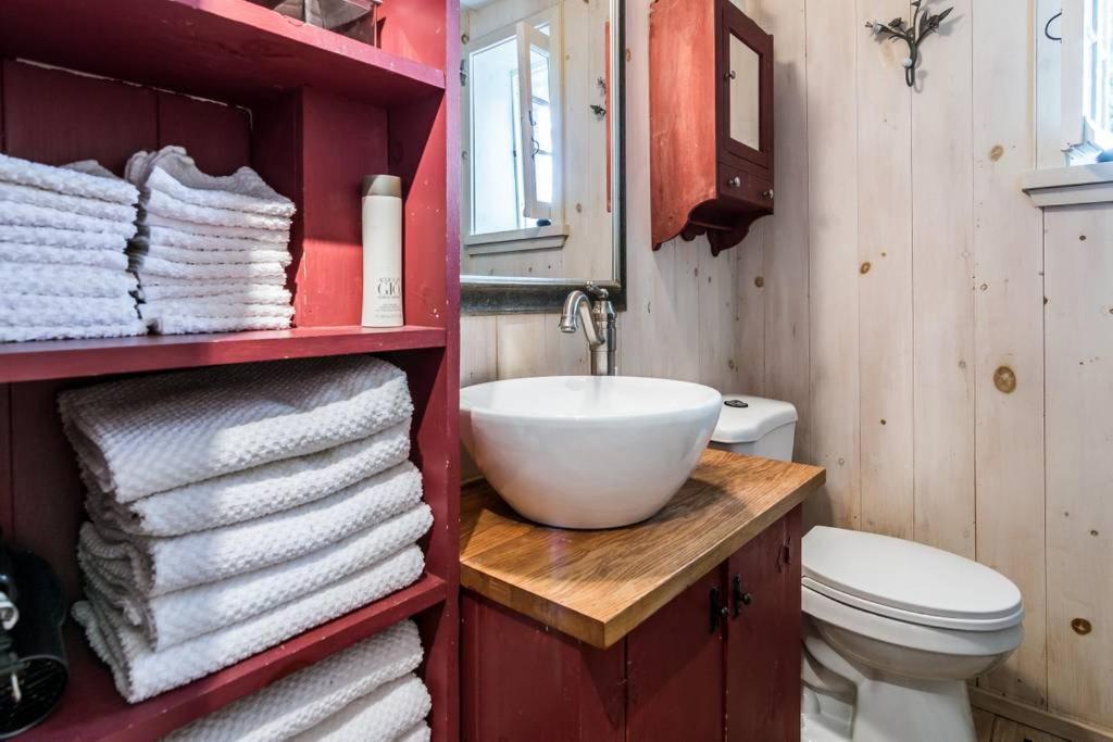 La Maison Ancestrale Guerard Saint-Laurent-de-l'ile d'Orleans 외부 사진
