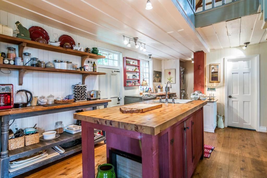 La Maison Ancestrale Guerard Saint-Laurent-de-l'ile d'Orleans 외부 사진
